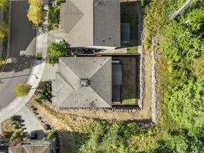 4996 233rd Avenue SE, Issaquah WA 98029
