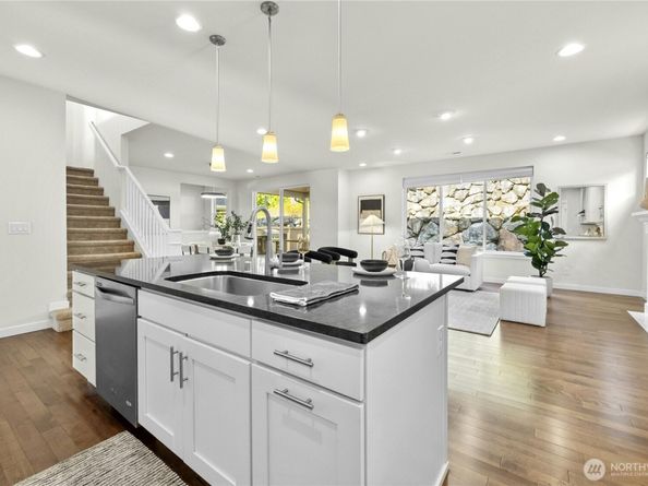 4996 233rd Avenue SE, Issaquah WA 98029