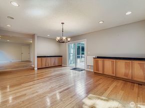 6529 NE Arrowhead Drive, Kenmore WA 98028