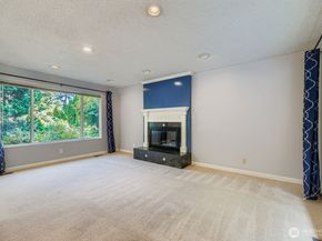 6529 NE Arrowhead Drive, Kenmore WA 98028