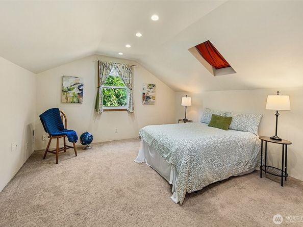12102 10th Avenue SW, Burien WA 98146