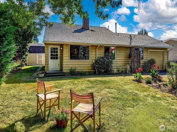 12102 10th Avenue SW, Burien WA 98146