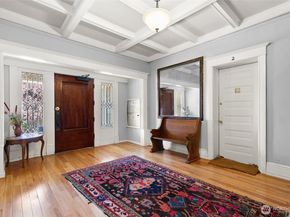 1812 16th Avenue 1, Seattle WA 98122