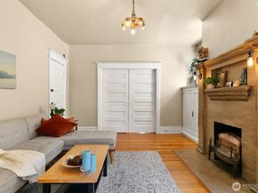 1812 16th Avenue 1, Seattle WA 98122