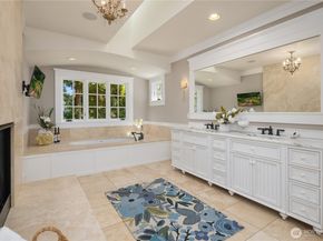 10218 Affirmed Lane NE, Bainbridge Island WA 98110