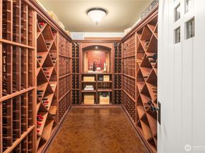 10218 Affirmed Lane NE, Bainbridge Island WA 98110