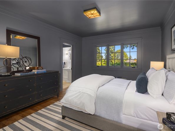 10218 Affirmed Lane NE, Bainbridge Island WA 98110