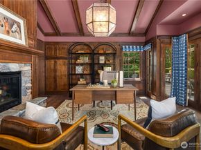 10218 Affirmed Lane NE, Bainbridge Island WA 98110