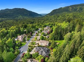 24270 SE 147th Place, Issaquah WA 98027