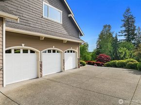 24270 SE 147th Place, Issaquah WA 98027
