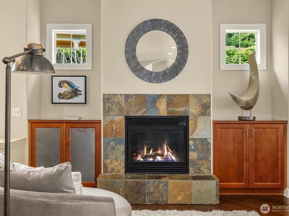 24270 SE 147th Place, Issaquah WA 98027