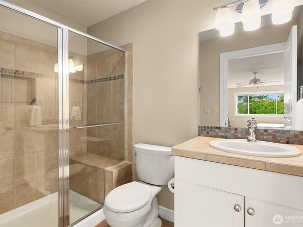 24270 SE 147th Place, Issaquah WA 98027