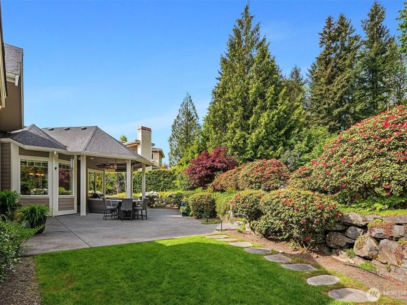 24270 SE 147th Place, Issaquah WA 98027
