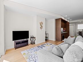 121 Stewart Street 2204, Seattle WA 98101