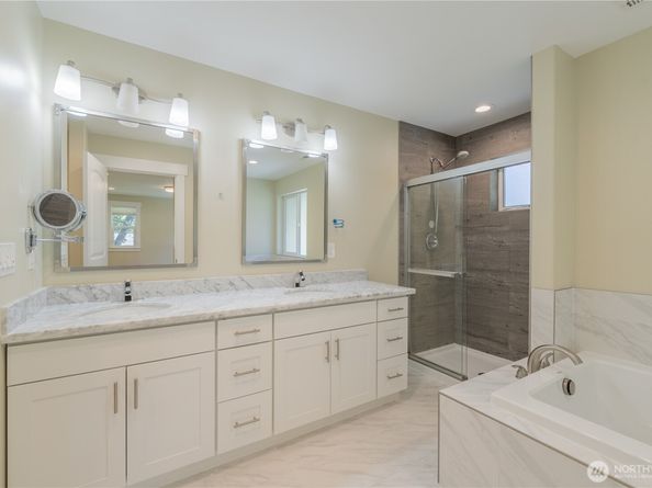 13903 30th Place S, SeaTac WA 98168