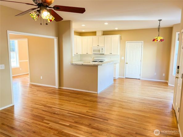 1257 Cameo Court NE, Poulsbo WA 98370