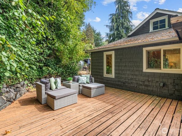 4160 SW Orchard Street, Seattle WA 98136