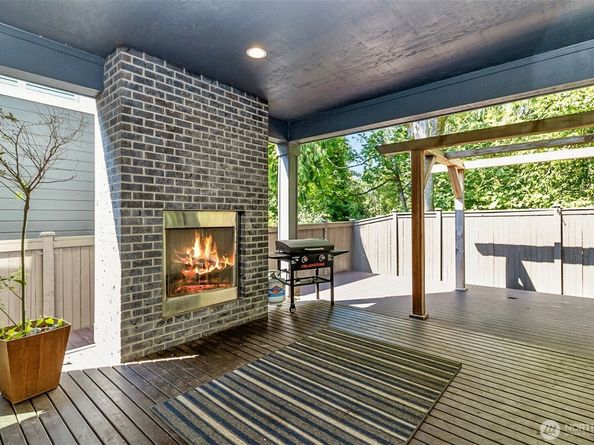 2118 100th Drive SE, Lake Stevens WA 98258