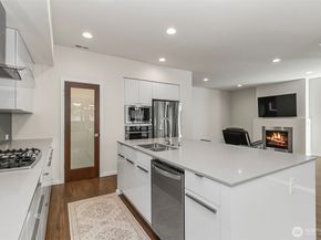 2118 100th Drive SE, Lake Stevens WA 98258