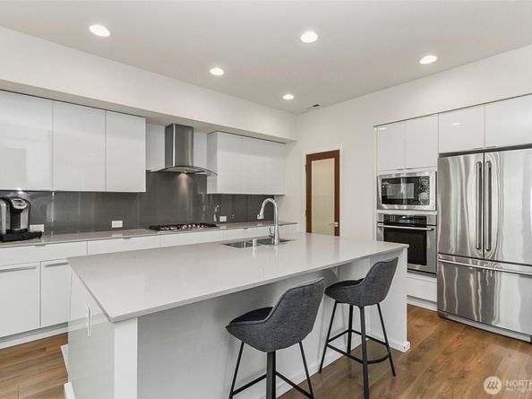 2118 100th Drive SE, Lake Stevens WA 98258