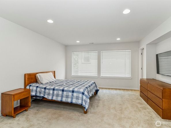 2118 100th Drive SE, Lake Stevens WA 98258