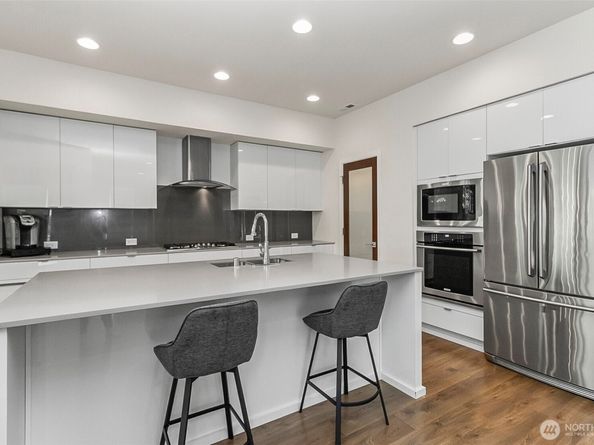 2118 100th Drive SE, Lake Stevens WA 98258