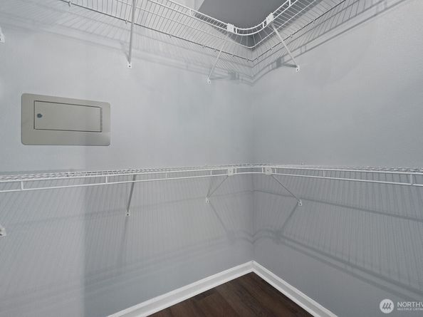 1525 NW 57th Street 216, Seattle WA 98107