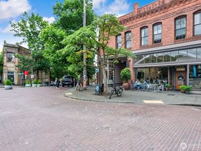 1525 NW 57th Street 216, Seattle WA 98107