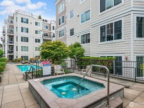 1525 NW 57th Street 216, Seattle WA 98107
