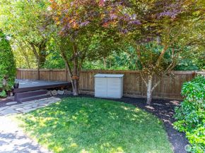 7169 18th Avenue SW, Seattle WA 98106