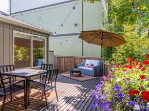 7169 18th Avenue SW, Seattle WA 98106
