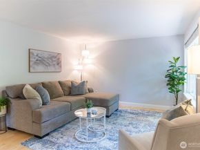 7169 18th Avenue SW, Seattle WA 98106