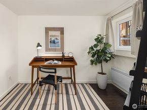 2031 Fairview Avenue E E, Seattle WA 98102
