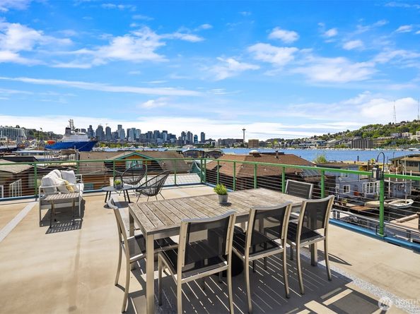 2031 Fairview Avenue E E, Seattle WA 98102
