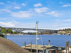 2031 Fairview Avenue E E, Seattle WA 98102