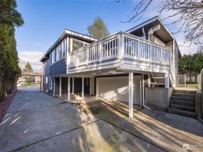12611 SE 160th Street, Renton WA 98058