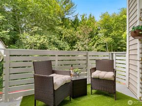 801 Rainier Avenue N F331, Renton WA 98057