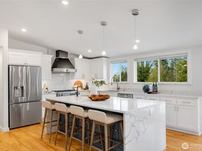 11007 126th Avenue NE, Kirkland WA 98033