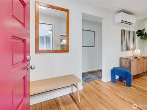 9615 58th Avenue S, Seattle WA 98118