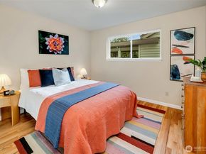 9615 58th Avenue S, Seattle WA 98118