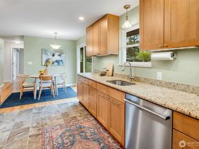 9615 58th Avenue S, Seattle WA 98118