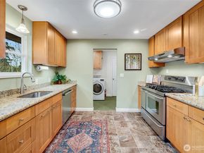 9615 58th Avenue S, Seattle WA 98118