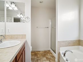 17405 14th Drive SE, Bothell WA 98012