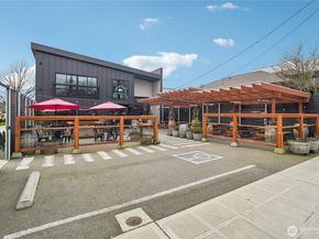 917 NW 52nd Street C, Seattle WA 98107