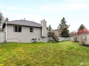 6304 110th Avenue NE, Kirkland WA 98033