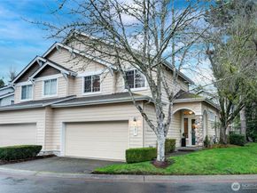 562 Elma Avenue NE, Renton WA 98059