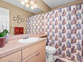 562 Elma Avenue NE, Renton WA 98059