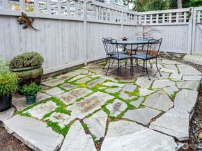 562 Elma Avenue NE, Renton WA 98059