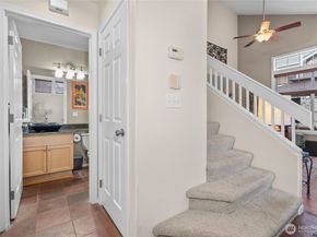 562 Elma Avenue NE, Renton WA 98059