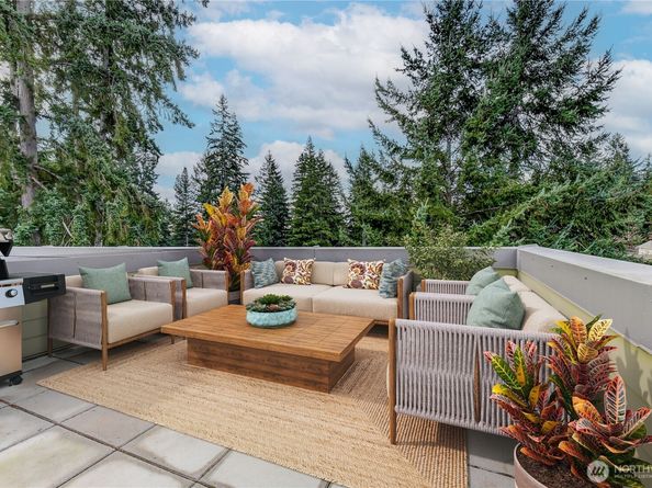 7629 NE 122nd Court 1, Kirkland WA 98034